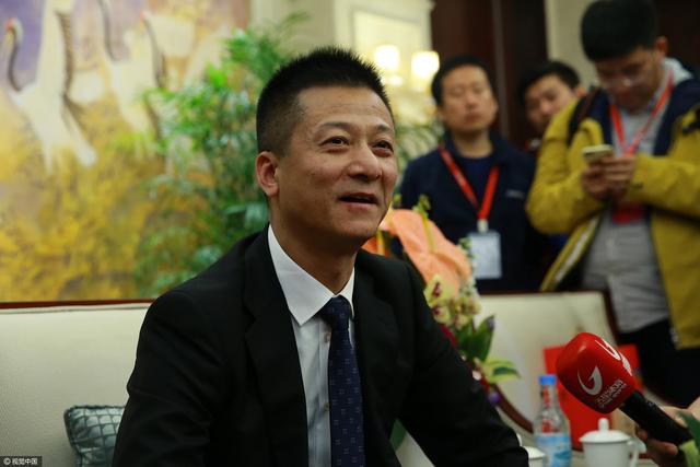 我的淫乱的女人