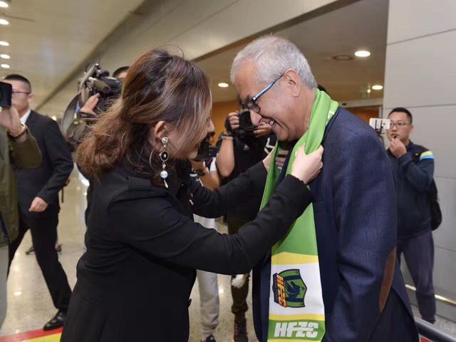 亚洲精国产