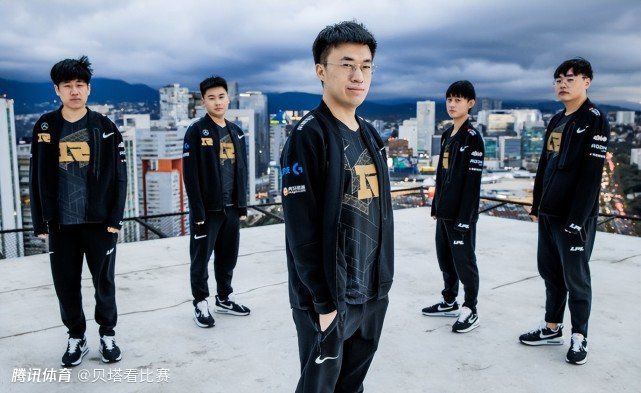 抓男友的女刑警